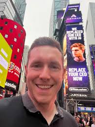 Would you replace your CEO with AI? That's the question plastered across a  giant billboard in Times Square this week. "We replaced our CEO with AI".  Obnoxious? A bit of genius? 100%