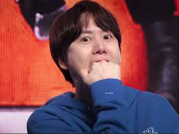 Leeteuk is the BEST Leader of the BEST Group~ Super Junior telah menambah  foto...