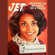 Tracy Reed's Instagram, Twitter & Facebook