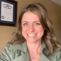 Hillary Chaney's Instagram, Twitter & Facebook