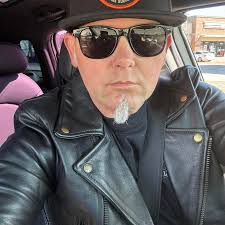 How to remove transmission fluid line elbow in 94 4runner?