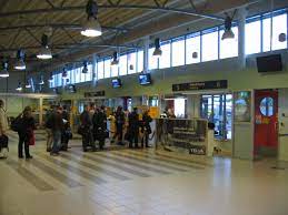 2 354 051 479 400 malmö airport (sturup) mmx: Stockholm Bromma Airport