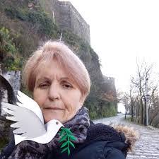 Sali Azem's Instagram, Twitter & Facebook