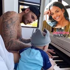 Le chanteur matt pokora, confiné à los angeles, sera de retour en france pour assurer son le public de matt pokora, qui s'était vu dans l'incapacité d'assister à sa tournée pyramide tour, pourra. Aww Christina Milian Shares Cute Video Of Her Boyfriend Matt Pokora Playing The Piano With Their Son Isaiah Watch Thejasminebrand