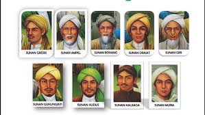 Yaitu sunan ampel, sunan maulana malik ibrahim, sunan giri, sunan drajat, dan sunan bonang. 4 Petilasan Wali Songo Di Jawa Timur Destinasi Wisata Religi Wajib Bagi Peziarah Surabaya Liputan6 Com