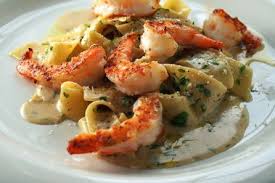 Pates Sauce Cremeuse Au Homard Et Crevettes Grillees Sauce Pour Pates Crevettes Grillees Homard