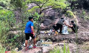 Kali ni aku ke air terjun jerangkang (jerangkang waterfall) yg terletak di maran, pahang. Heaps Of Rubbish Left At Popular Kuantan Waterfall By Irresponsible Fools Disgusts Malaysians Trp