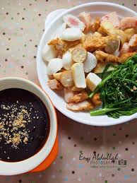 For more information and source, see on this link : Resepi Kuah Yong Tau Foo Buat Sendiri Kuah Yong Tau Foo Sesedap Seperti Dijual Di Pasar Malam Yong Tau Foo Pieces Are Placed Onto A Hot Greasy Wok Then Splashed