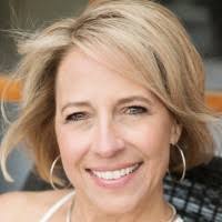 Teresa Paschall's Instagram, Twitter & Facebook