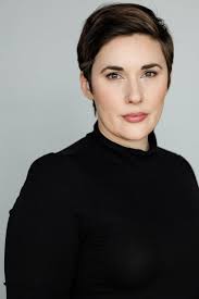 Heather Mingo's Instagram, Twitter & Facebook