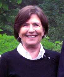 Volunteer in art, literacy programs