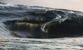 Last year, keelan posted a powerful photo series on bored panda showing the majesty of breaking waves, while collins brought you photos of massive swells. Dark Scary Ocean Waves Novocom Top