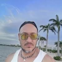 50+ "Leonel Valdivia" profiles