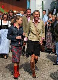 Born 25 september 1955) is a german football executive and former professional football player. Rummenigge Tochter Ricarda Fotos Imago