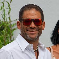 Danke Mercedes-Benz Schweiz für das Jubiläumsgeschenk! Auf weitere 50…