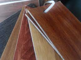 Lantai kayu vinyl langsung tempel. Harga Lantai Kayu Tempel Kelebihan Dan Kekurangannya