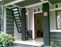 Untuk menambah kesan estetis dan alami, kamu bisa menambahkan batu. 45 Model Tiang Teras Rumah Minimalis Modern Yang Mewah Terbaru Calonarsitek Com