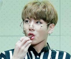 Sempat Dinobatkan Menjadi Pria Tertampan Jungkook Bts Dikagumi Sesama Selebritas Potensi Bisnis