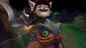 (p)skaarl, the cowardly lizard this is the most unique part of his kit. Kled And Skaarl Youtube