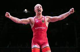 Von der postkarte bis zum maxibrief sind alle briefformate abgedeckt. Ringen Frank Stabler Ruft Die Neider Auf Den Plan Sportmeldungen Stuttgarter Zeitung