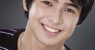 Jerome Ponce: Headshot