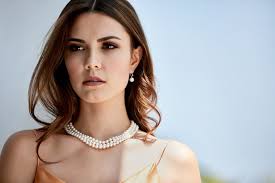 Pearl Quotes: 50 Best Quotes About Pearls of All Time