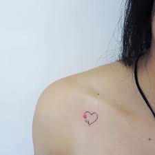Quem Ai Tbm Gosta Das Minimalistas Tattoos Tiny Tattoos Mini Tattoos Tattoos