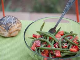 Cette salade est idéale pour un déjeuner léger. Salade De Haricots Verts Poivron Rouge Et Graines Vegan Sans Gluten Au Vert Avec Lili