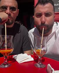 Pigalle, mais make it fashion 💫😎🏀 . . . #aj #pigalle #paris #france  #vacation #trip #fun #style #fashion #parisianstyle #parisvibes #streetart  #artmeetssport #design #basketball #europe #spring #travelinstyle  #urbanvibes #instapic #photos