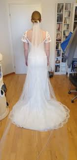 Check spelling or type a new query. Ungetragenes Fit And Flare Brautkleid Inkl Schleier Brautkleid Gebraucht Occasionen