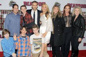 Was a part of the cast in movies like showdown in little tokyo. Blake Lively From Sisterhood Of The Travelling Pants To Mrs Reynolds Ed Says Catchplay Hd Streaming Watch Movies And Tv Series Online