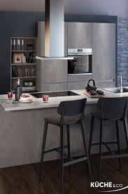 Kuche Mit Kochinsel Design Kuche In Concrete Grey Kuchen Design Kuchendesign Kuchen Inspiration