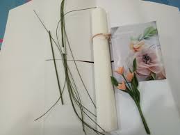 Misalnya biru terang dan biru gelap. Review Kelashobi Kombinasi Cantik Si Bunga Kertas Dan Cat Air Kelas Hobi