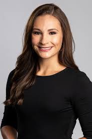 Alysia Lang's Instagram, Twitter & Facebook