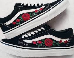 Rose Buds Red/Blk Unisex Custom Rose Embroidered-Patch Vans Old-Skool  Sneakers | Vans old skool, Rose vans, Vans old skool sneaker