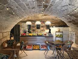 Aller au contenu principal skip to navigation. Les Baux Jus Les Baux De Provence Restaurant Bewertungen Telefonnummer Fotos Tripadvisor