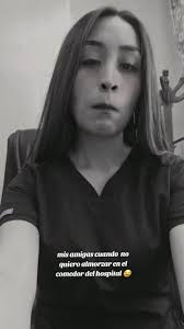 Divertidas Comidas en el Hospital: Amistades y Humor