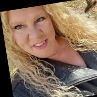 Christine Wurst's Instagram, Twitter & Facebook