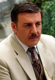 يحل شهر رمضان على المسلمين هذا العام في ظل جائحة كورونا للسنة الثانية على التوالي. ÙˆØ§Ø¦Ù„ Ø±Ù…Ø¶Ø§Ù† ÙŠÙØ¬Ø¹ Ø¨ÙˆÙØ§Ø© ÙˆØ§Ù„Ø¯ØªÙ‡ Ù…Ø¬Ù„Ø© Ø³ÙŠØ¯ØªÙŠ