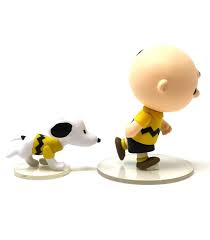 You can get the costumes and handmade drawings from your nearest shops. Udf Peanuts Series 11 Charlie Brown Snoopy Artoyz
