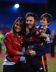 The argentine national team is currently in brazil to take part in the ongoing copa america 2021. Lionel Messi Celebrates 30th Birthday With Giant Barcelona Cake Alongside Fiancee And Son