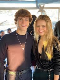 Kylie rogers is an established child actor today. Kylie Rogers On Twitter Billy And Anna 4yrs Later Miraclesfromheaven