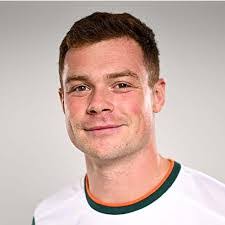 Zac Ward's Instagram, Twitter & Facebook