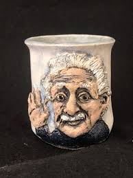 The bird feeders were wiped with Fundamentle, the background was done with  Foundation and painted with S&C. The interior is transparent, fired at cone  6.