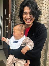 井藤漢方製薬の会社概要をご紹介します。 井藤漢方製薬株式会社 （いとうかんぽうせいやくかぶしきがいしゃ） 英文:itoh kanpo pharmaceutical co.,ltd. è—¤äº•é¢¨ ãƒ¦ãƒ¼ãƒ¢ãƒ©ã‚¹ãªæ›²ã¨æ­Œè©žã«è¡æ'ƒ æ¥µä¸Šã®éŸ³æ¥½ã‹ã‚‰è¦‹ãˆã‚‹ã‚¢ãƒ€ãƒ«ãƒˆãªã‚®ãƒ£ãƒƒãƒ—