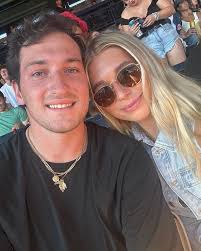 Stephanie Sullivan (@stephsullii) • Fotos y videos de Instagram