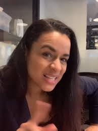 Sarah Koper's Instagram, Twitter & Facebook