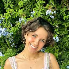 Rachael Stubbs's Instagram, Twitter & Facebook