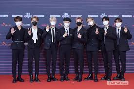 Check spelling or type a new query. Stray Kids Hyunjin S Height Difference With Txt S Soobin Has Fans Shook Koreaboo
