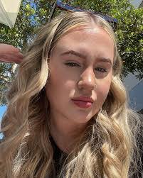 Brooke Okeefe's Instagram, Twitter & Facebook